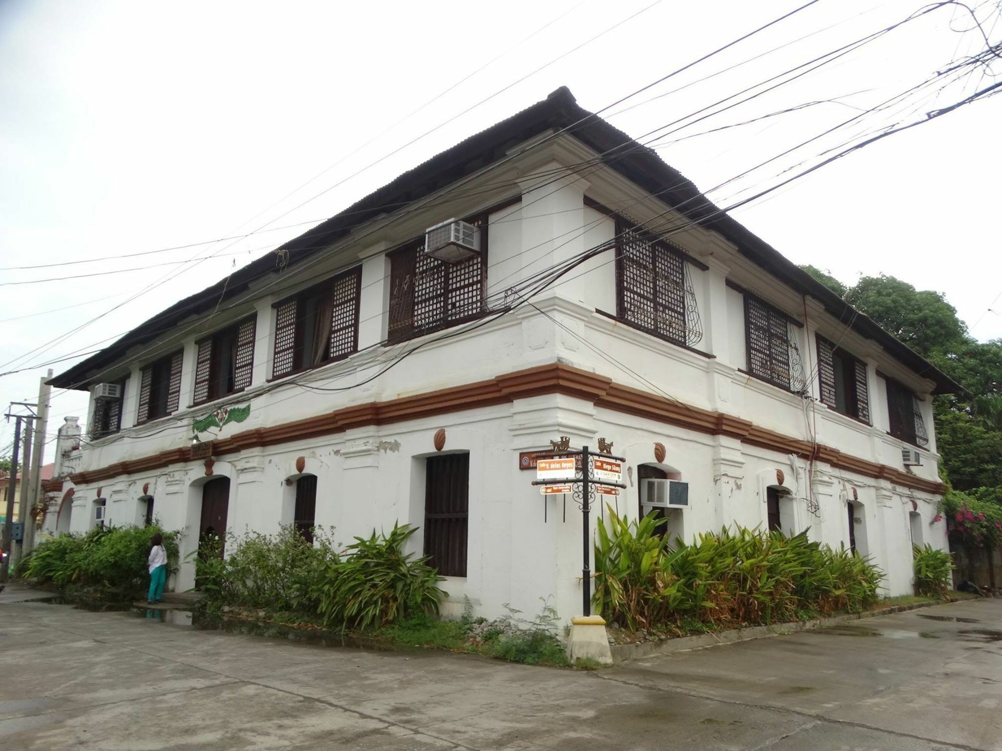 Villa Angela Heritage House Vigan Exterior photo